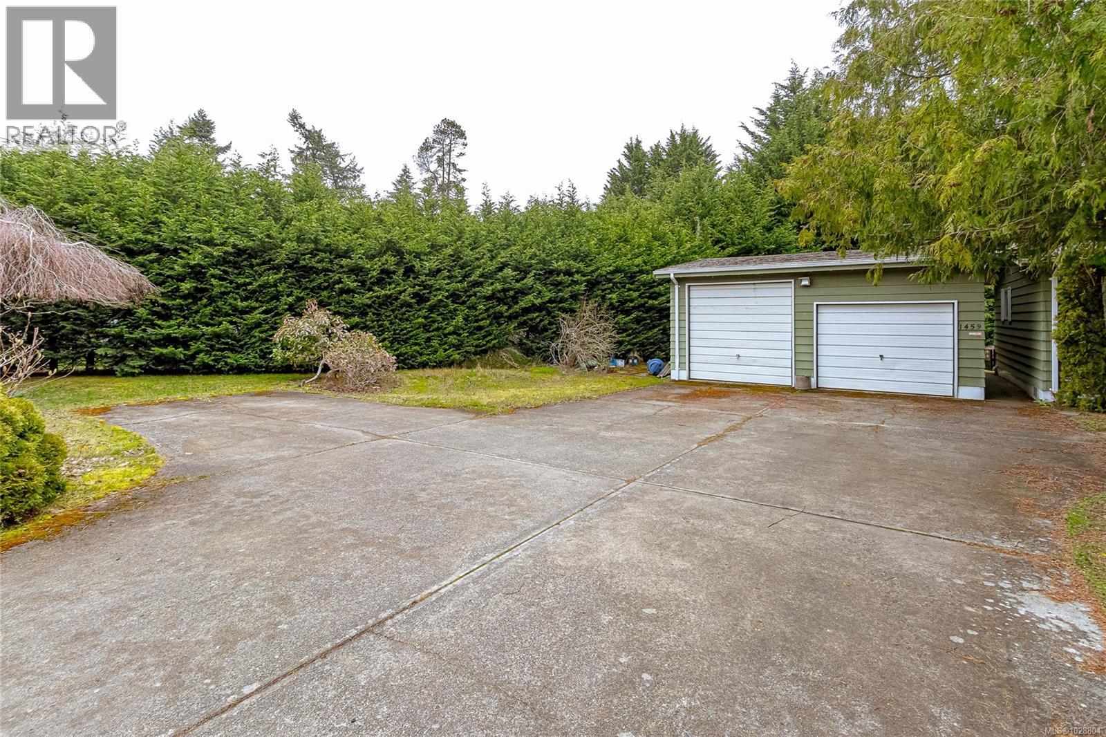 1459 Sunrise Dr — photo 4