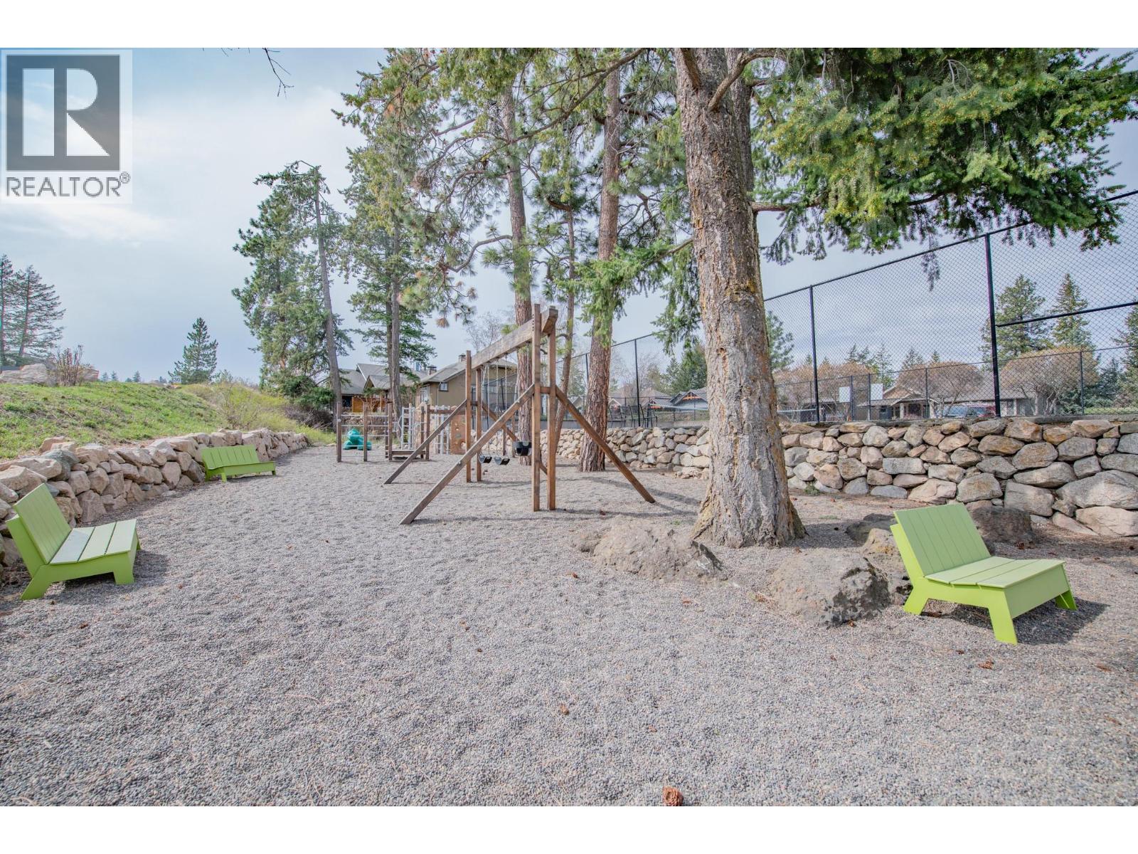 30 333 Longspoon Drive, Vernon