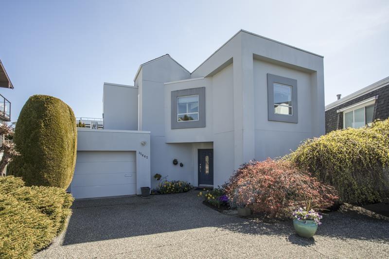 15662 SEMIAHMOO AVENUE, White Rock