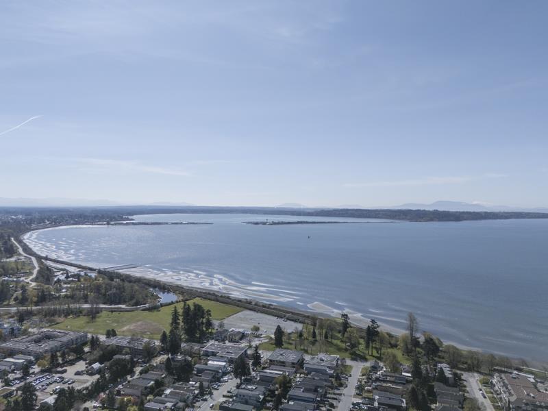 15662 SEMIAHMOO AVENUE, White Rock