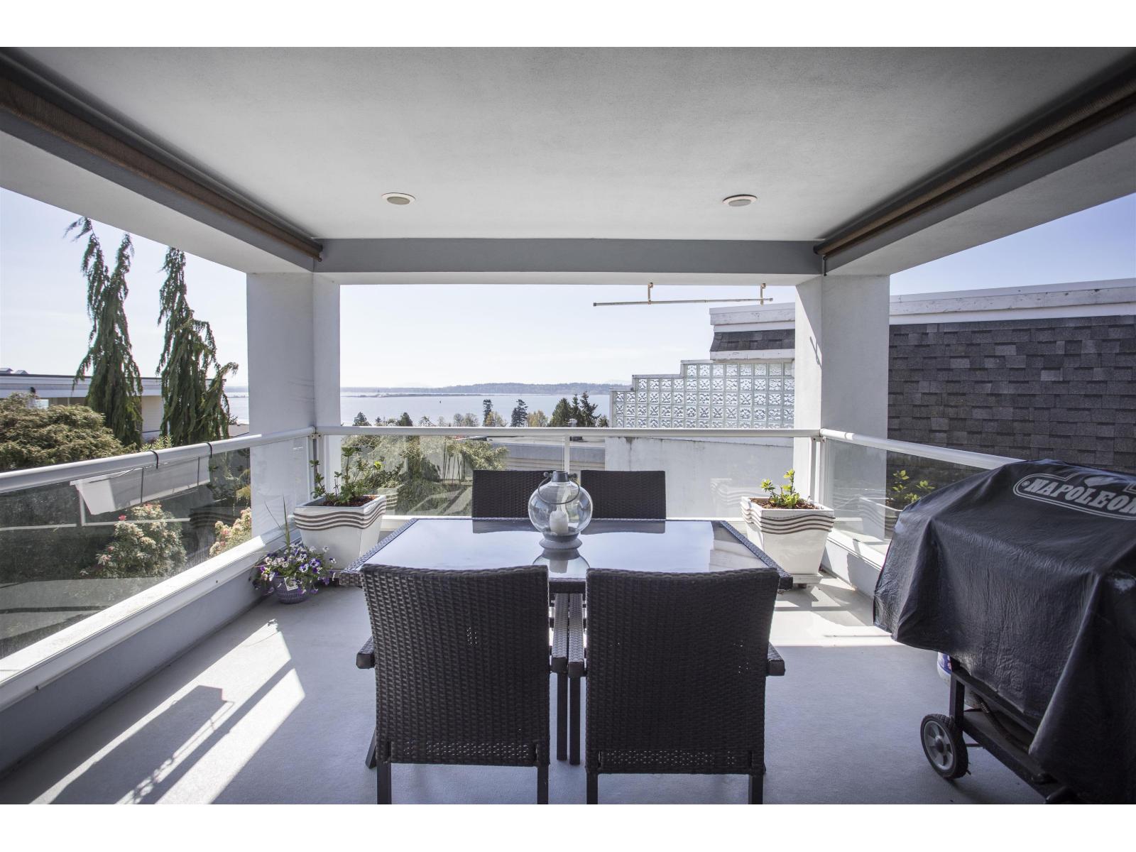 15662 SEMIAHMOO AVENUE, White Rock