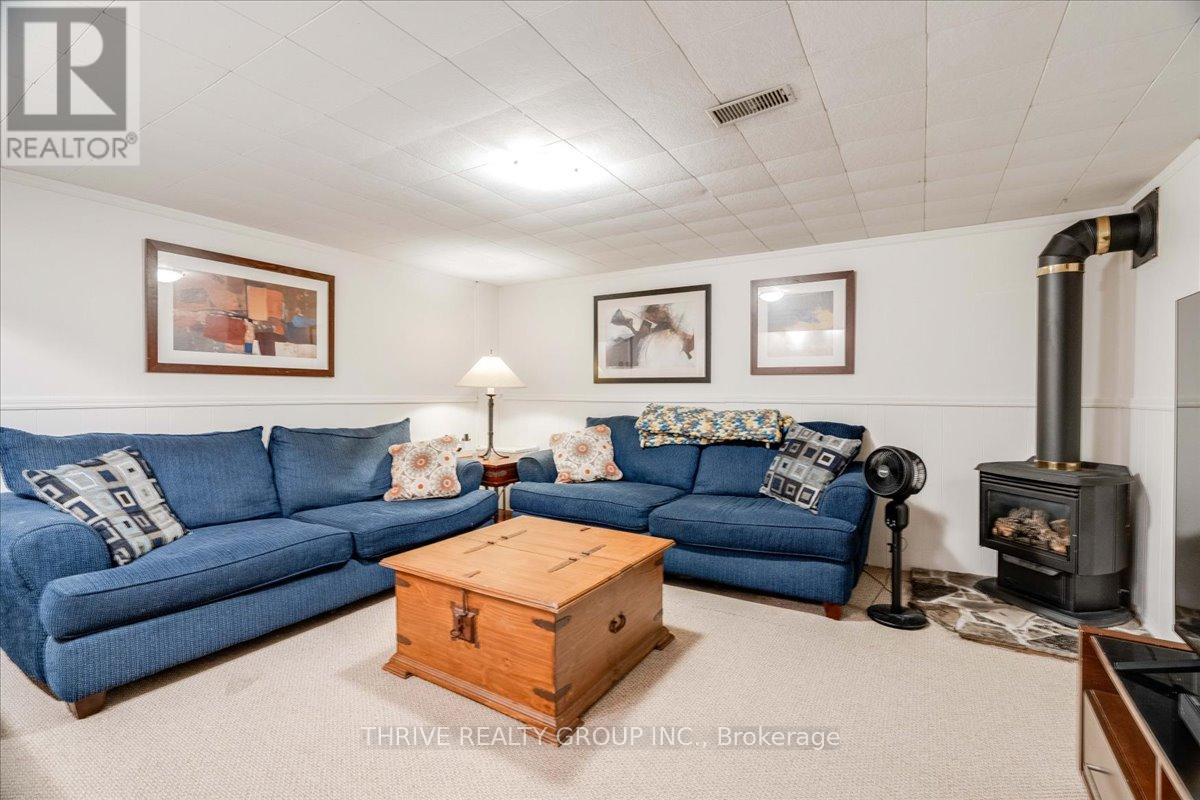 55 BRECKENRIDGE CRESCENT - 22