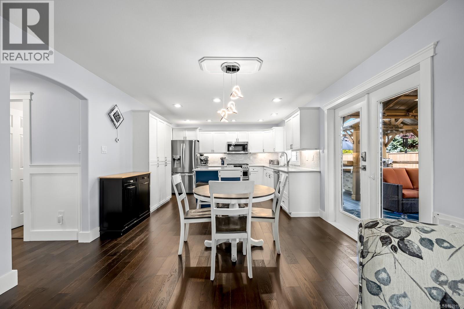 1097 MCBRIDE PL - 11