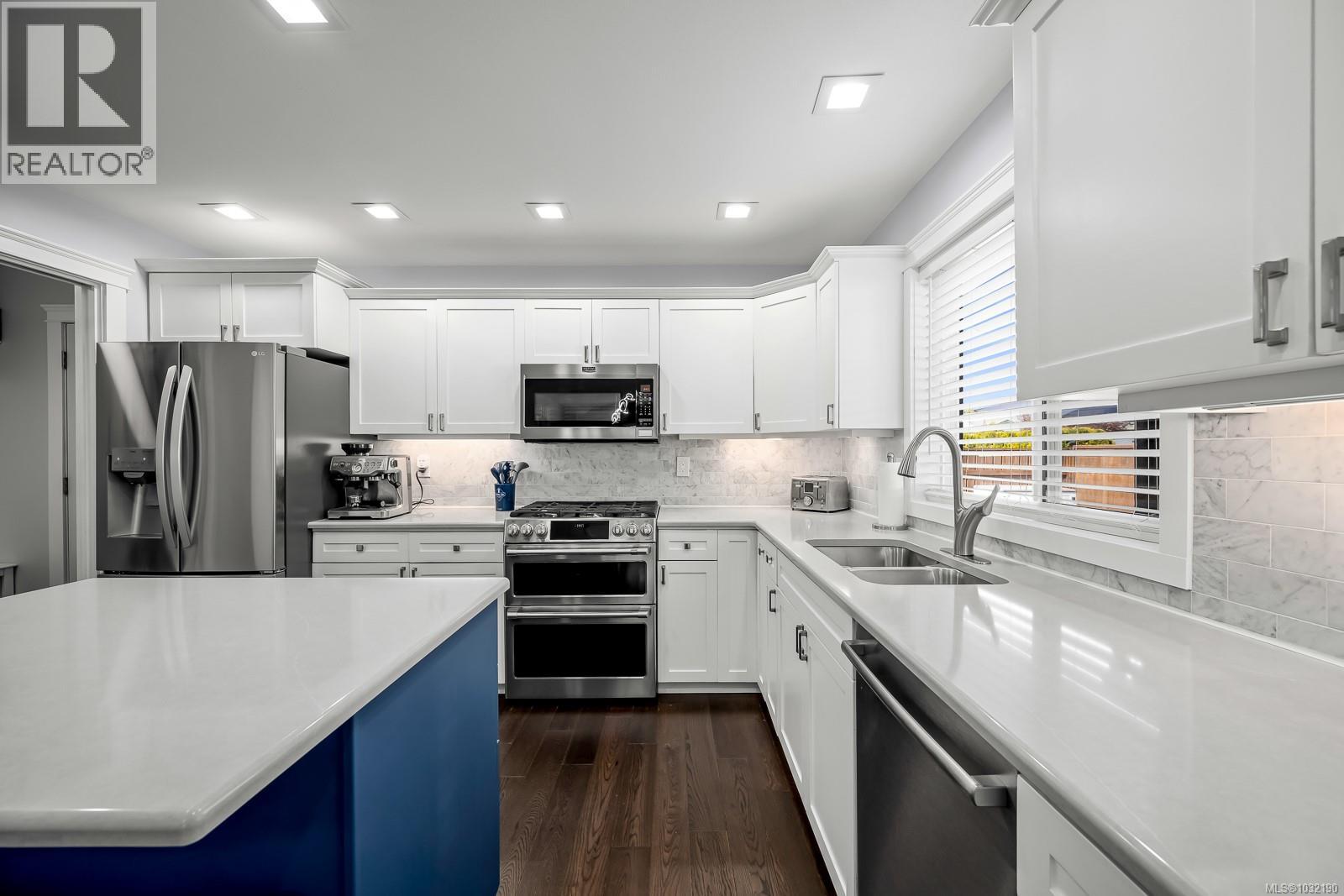 1097 MCBRIDE PL - 17