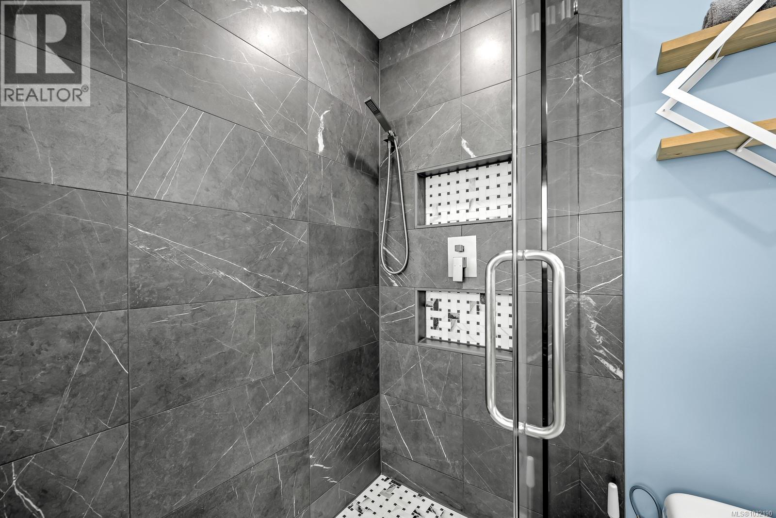 1097 MCBRIDE PL - 37