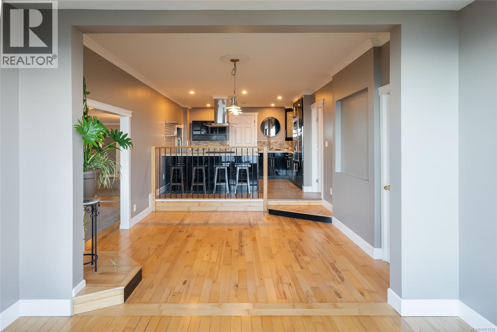 5060 LOST LAKE RD - 44