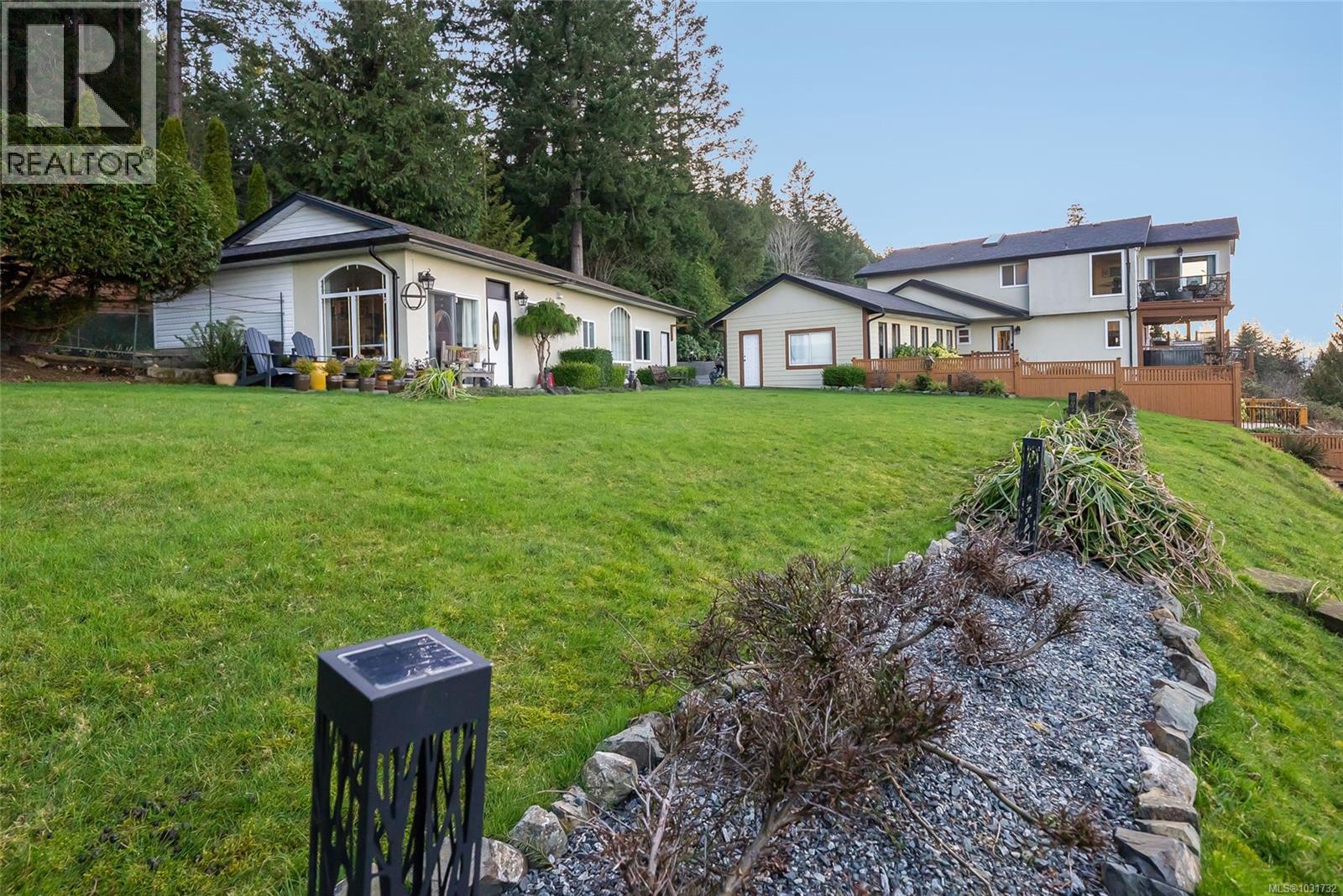 5060 LOST LAKE RD - 68