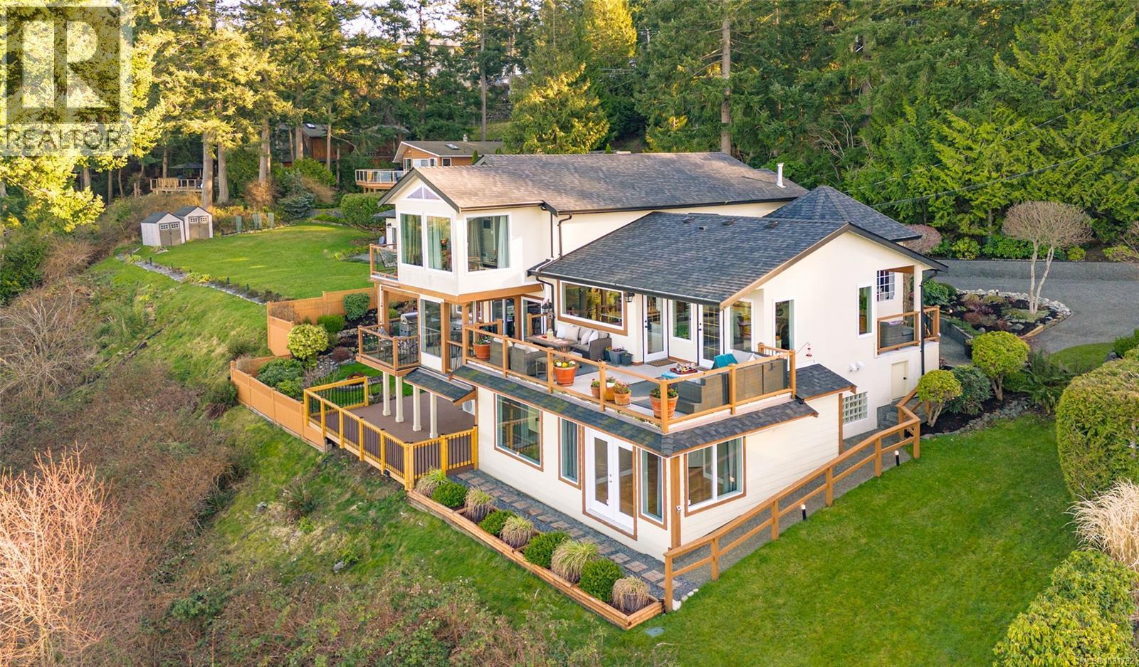 5060 LOST LAKE RD - 70