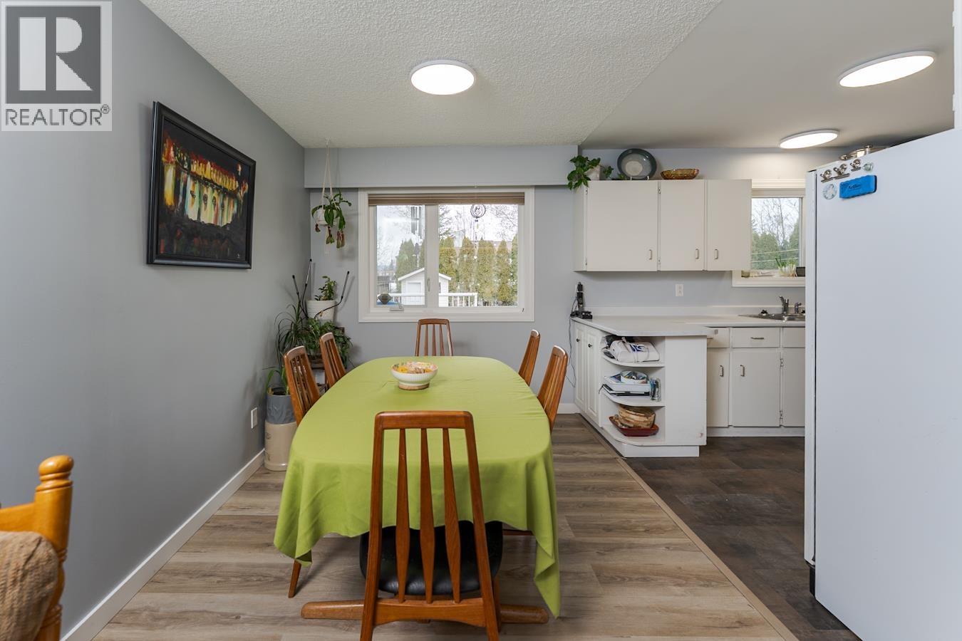 234 EXPLORER CRESCENT - 12