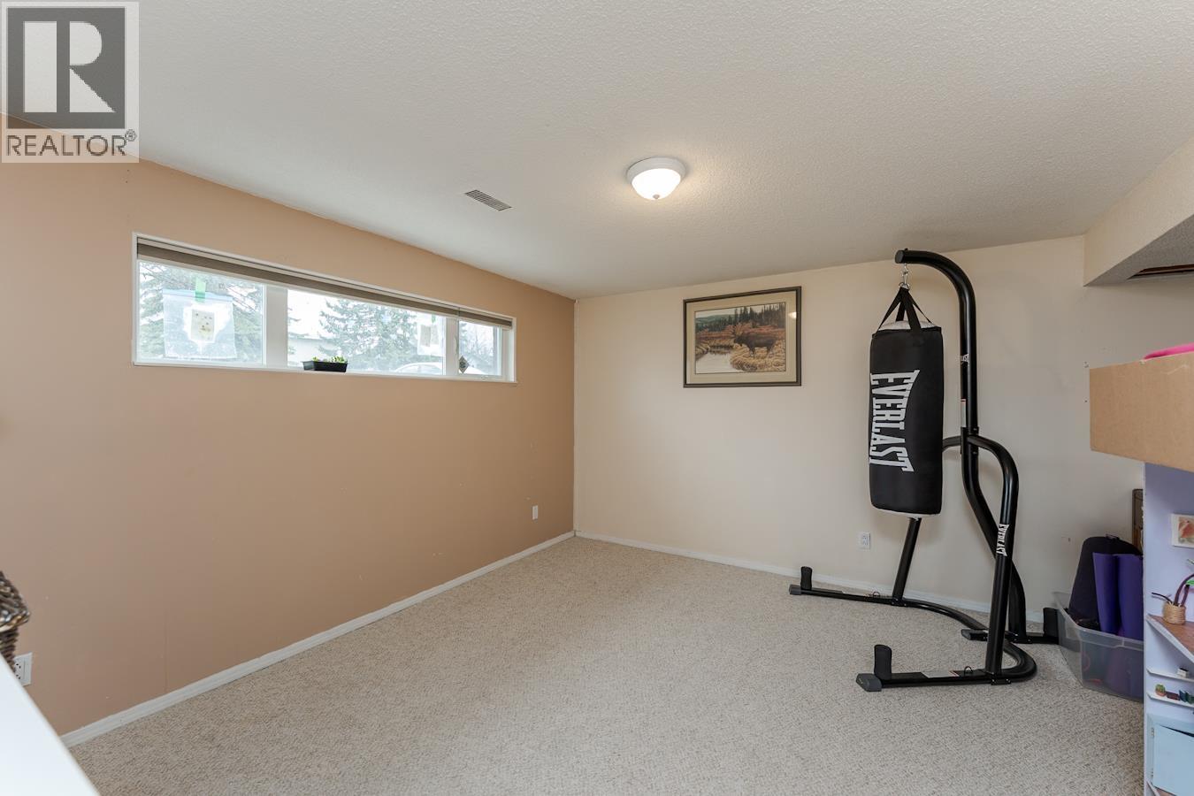 234 EXPLORER CRESCENT - 23