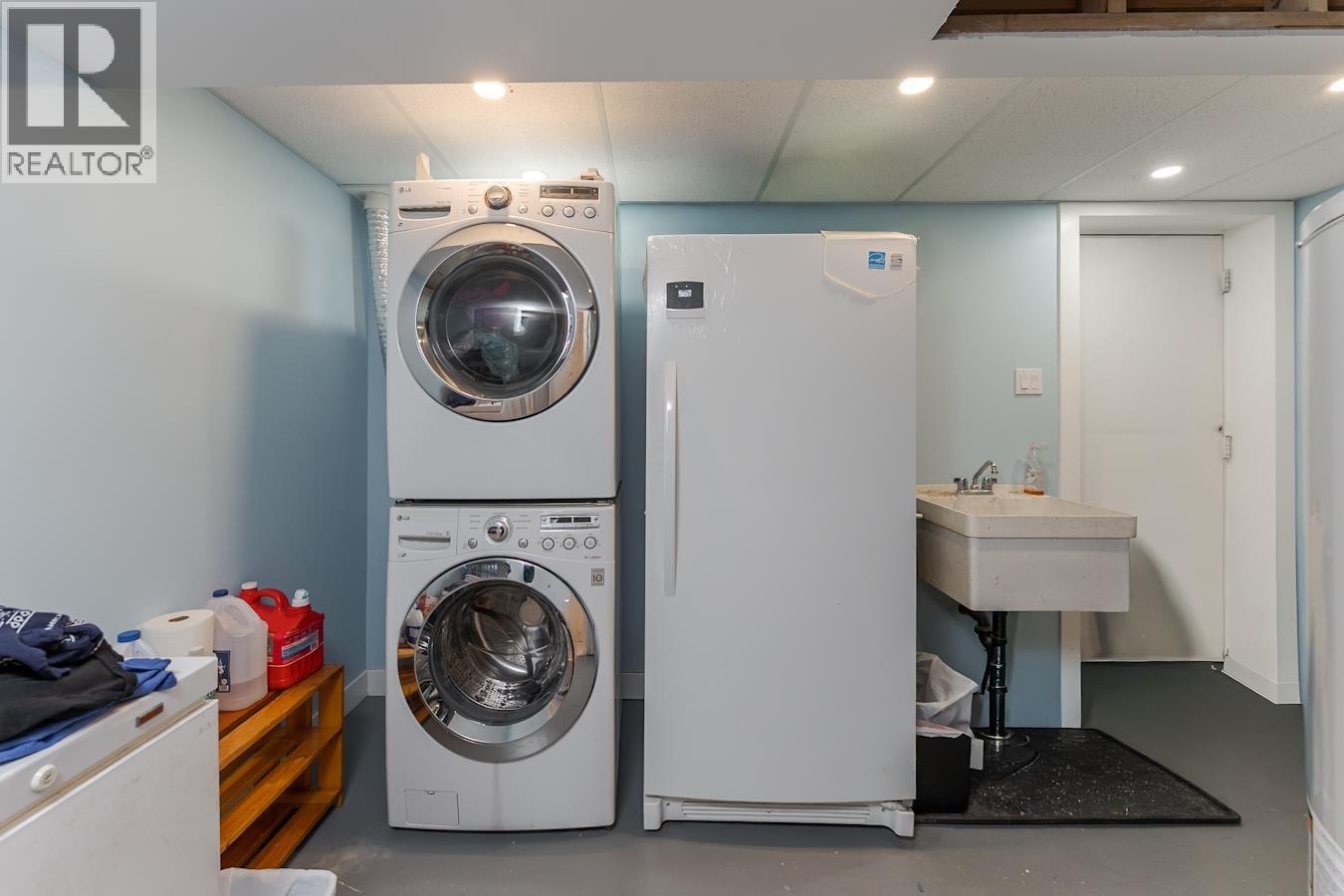 234 EXPLORER CRESCENT - 24