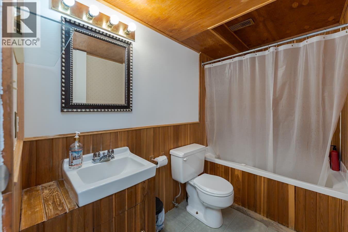 234 EXPLORER CRESCENT - 25