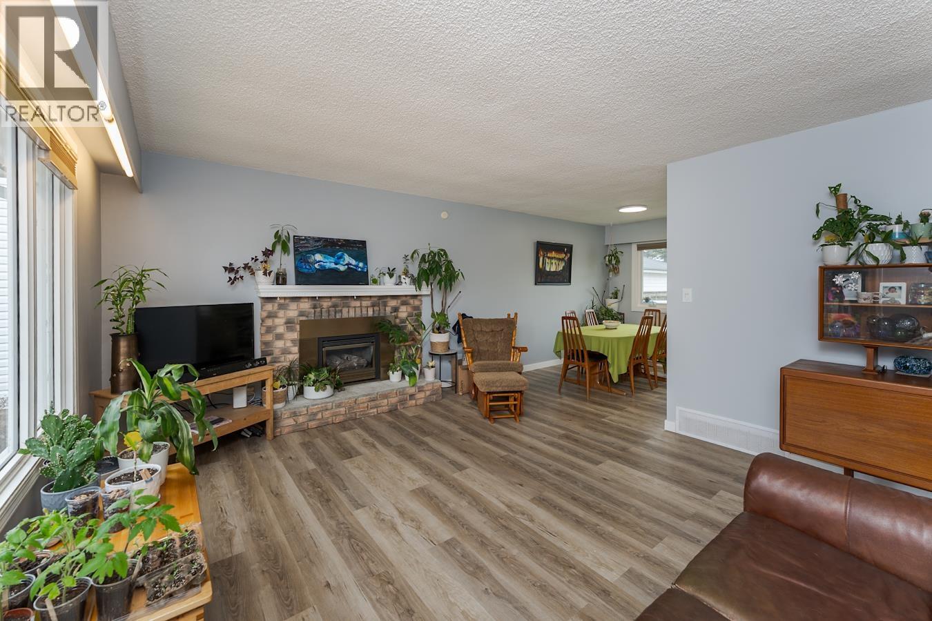 234 EXPLORER CRESCENT - Image 3
