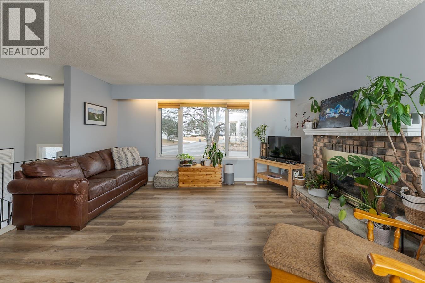 234 EXPLORER CRESCENT - 5