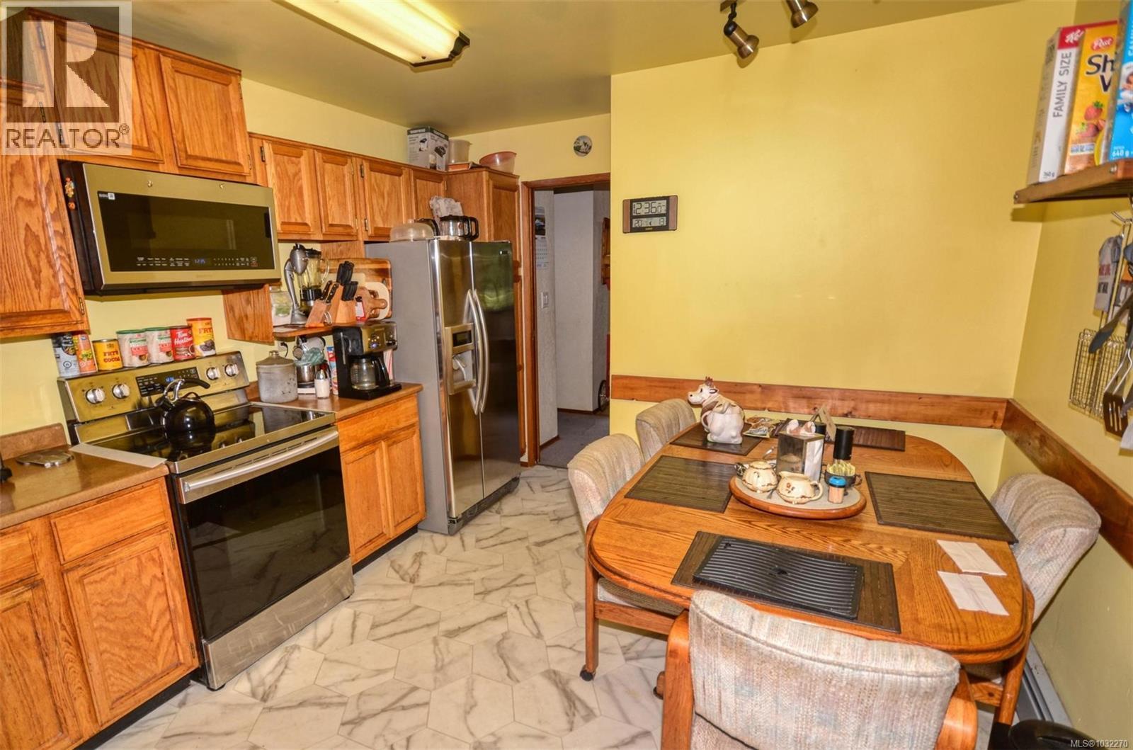 3780 Sooke Rd - 30