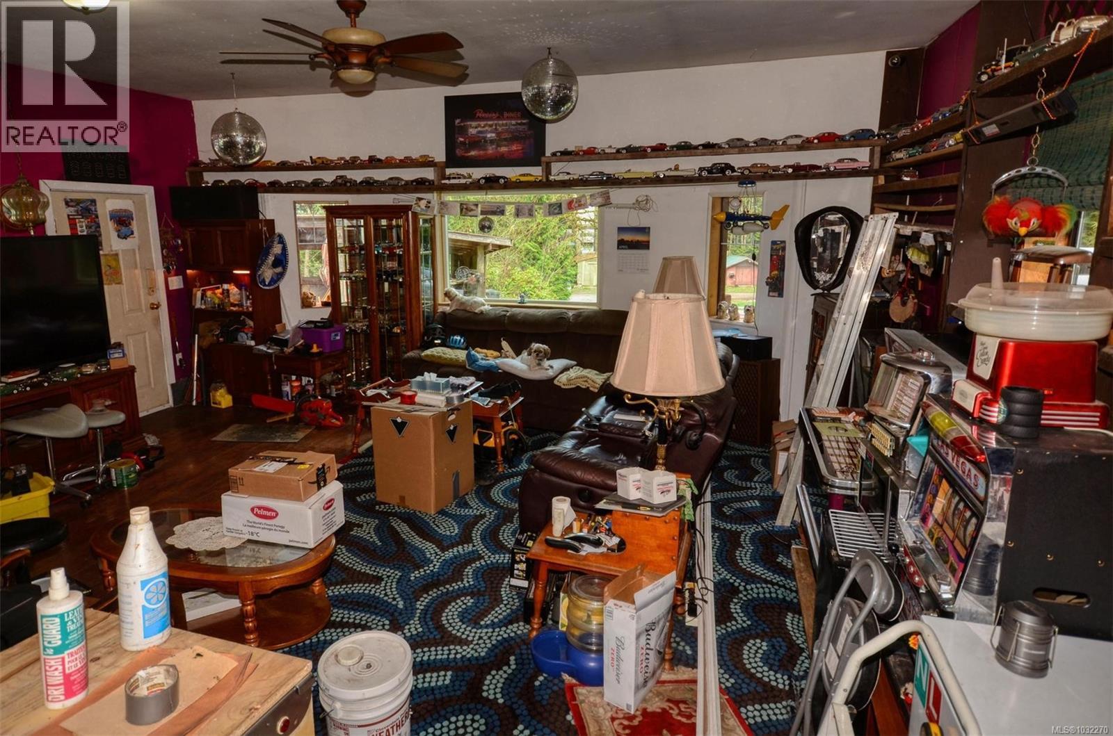 3780 Sooke Rd - 32