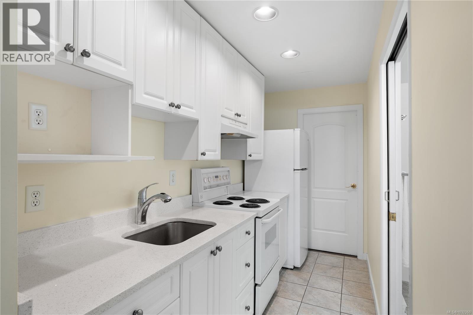  4119 Cabot Place, Saanich