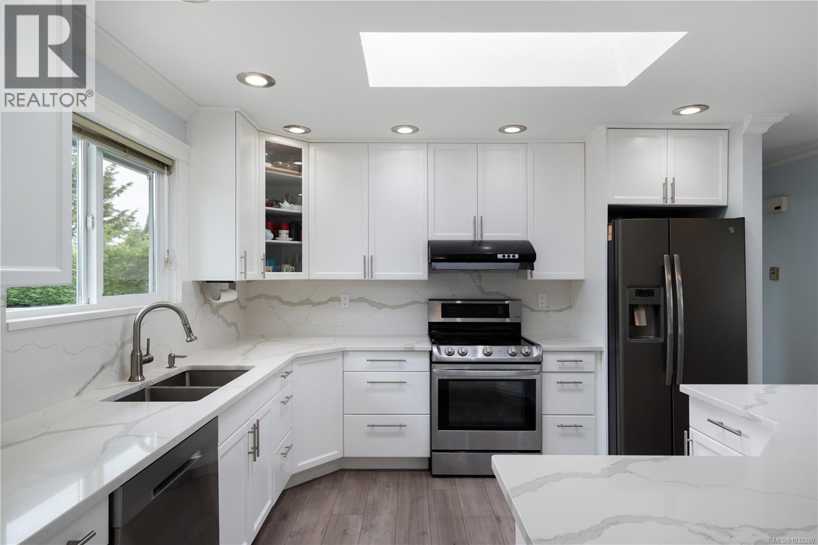  4119 Cabot Place, Saanich