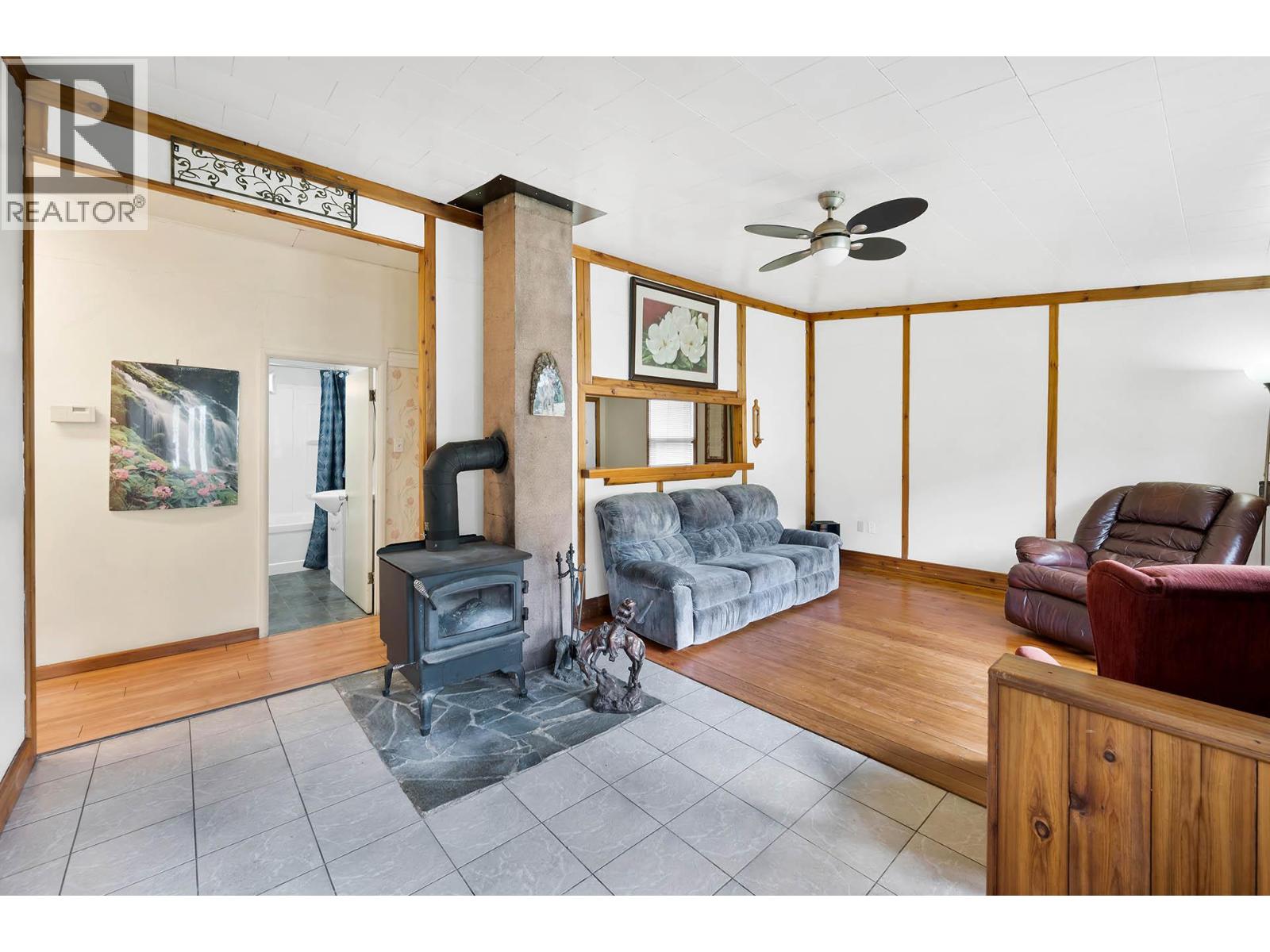 3782 RIVER DRIVE - 6