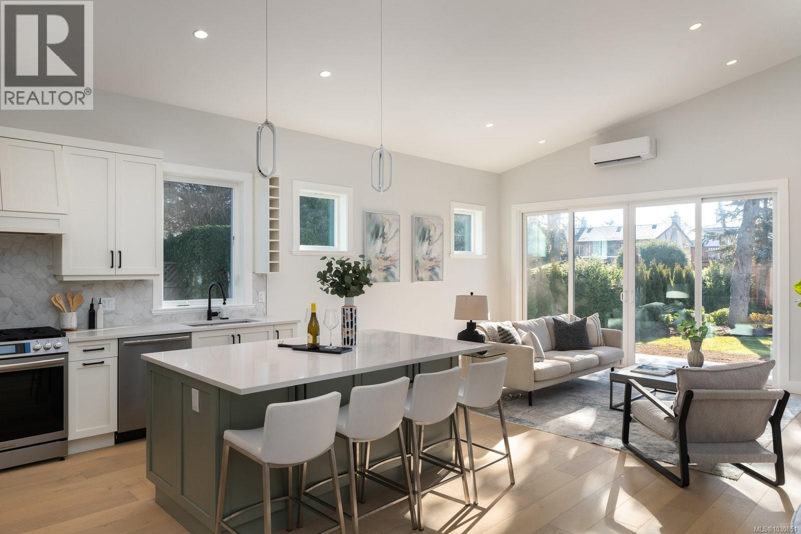 2284 MALAVIEW AVE - Image 3