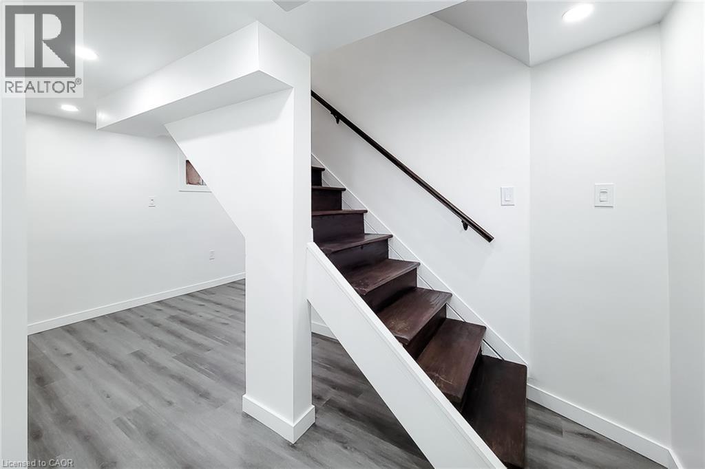 5 MARTHA STREET - 26