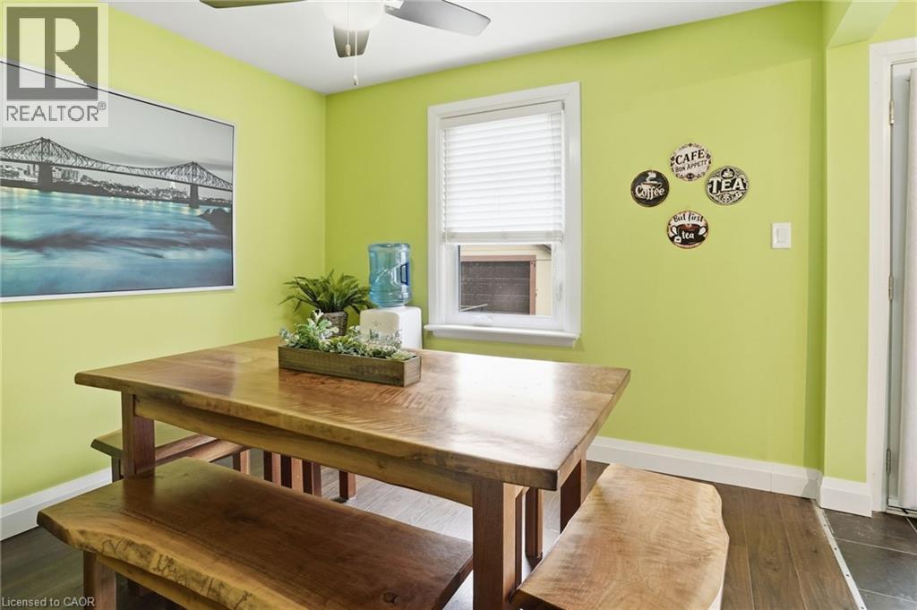 336 BARTON Street - 25