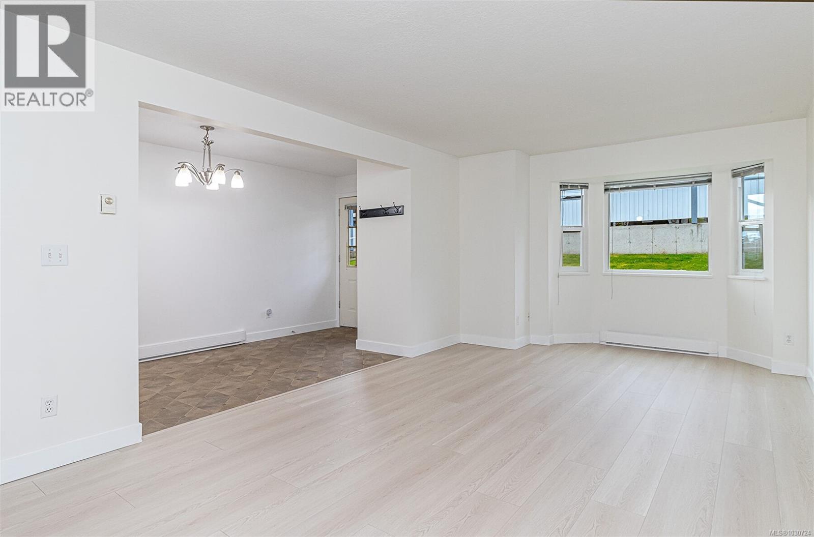 #29 260 HARWELL RD - 22