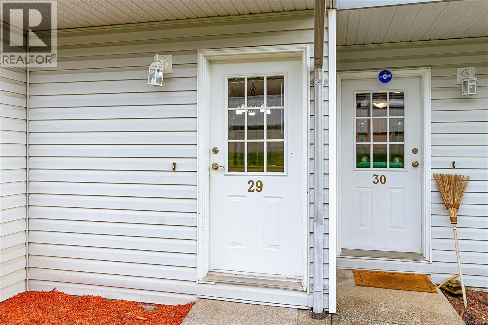 #29 260 HARWELL RD - 6