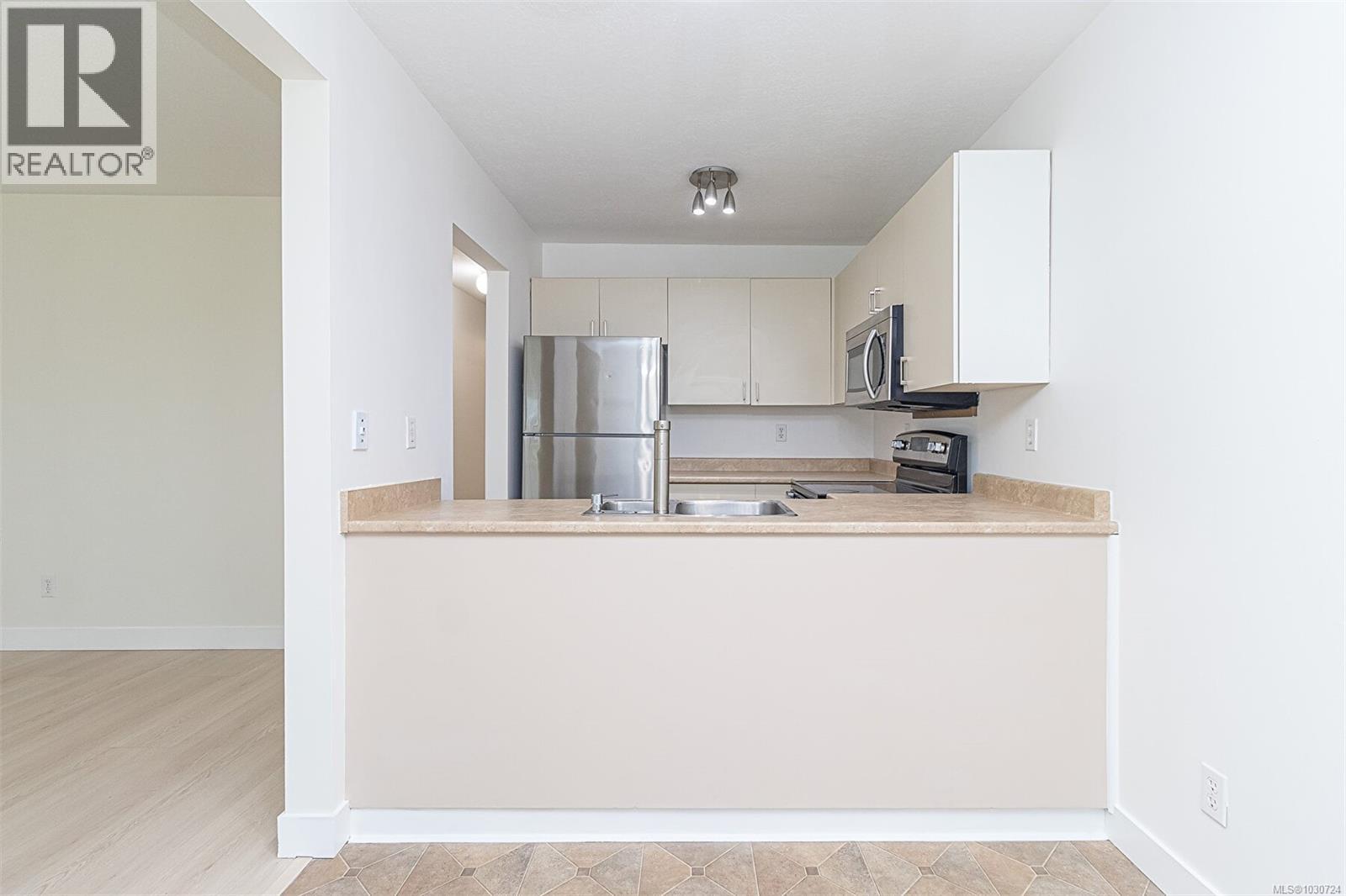 #29 260 HARWELL RD - 27