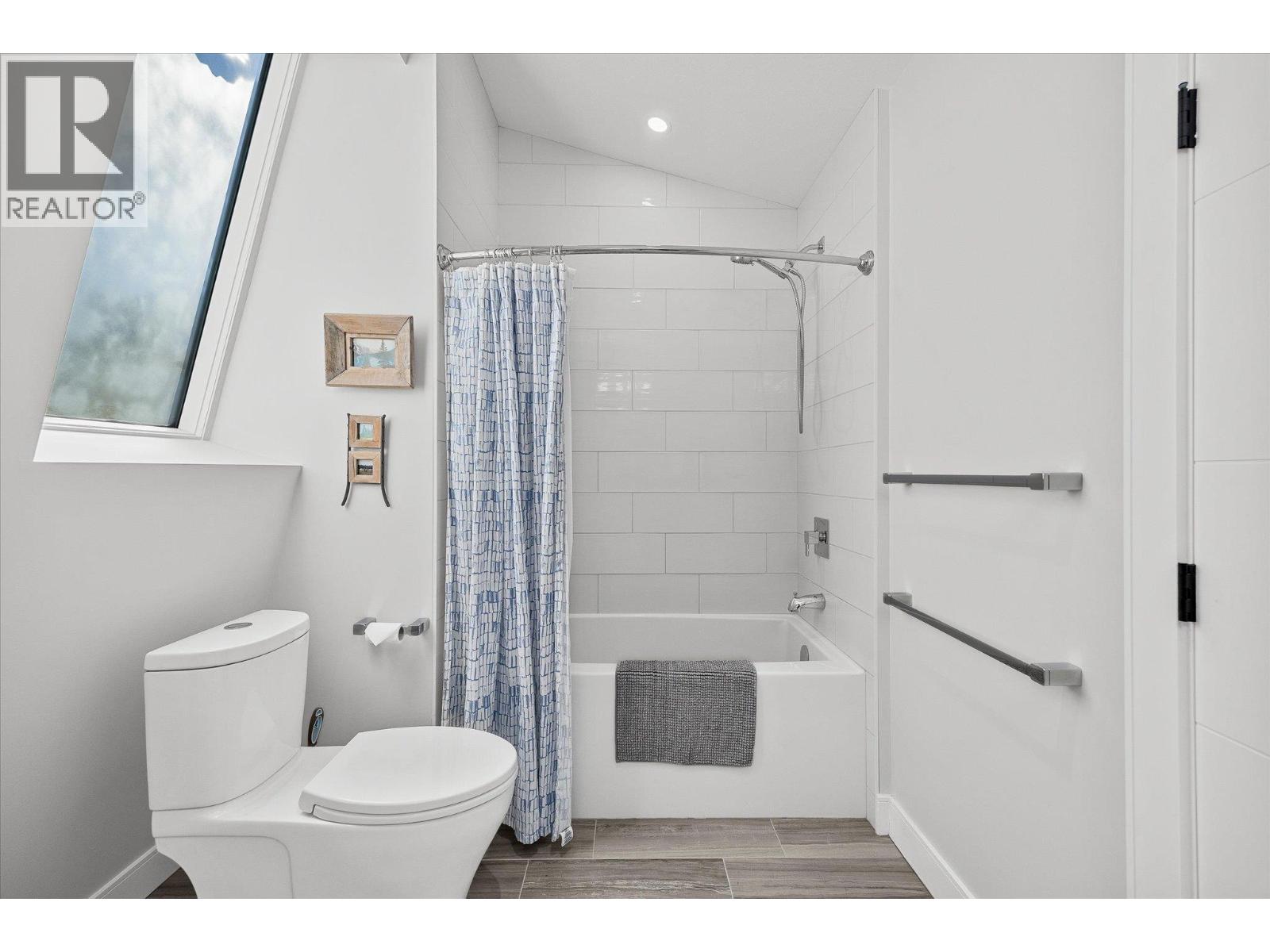 1860 BLUE BUNCH COURT - 22