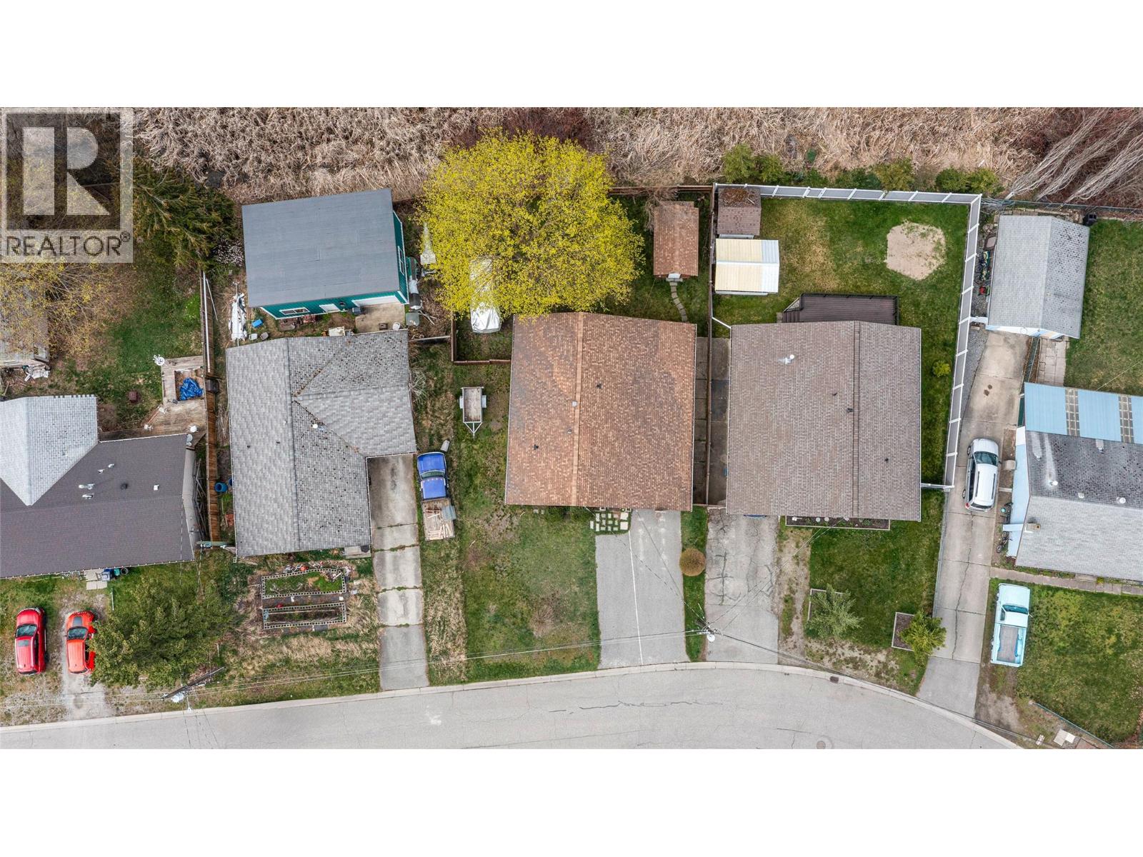 3341 BELAIRE DRIVE - 25