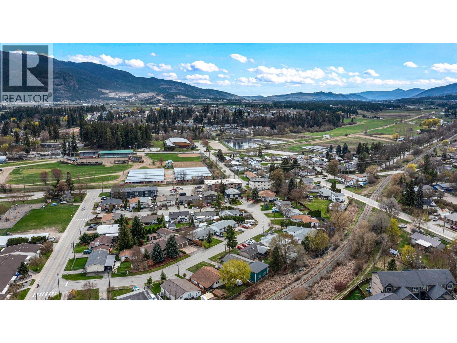 3341 BELAIRE DRIVE - 27