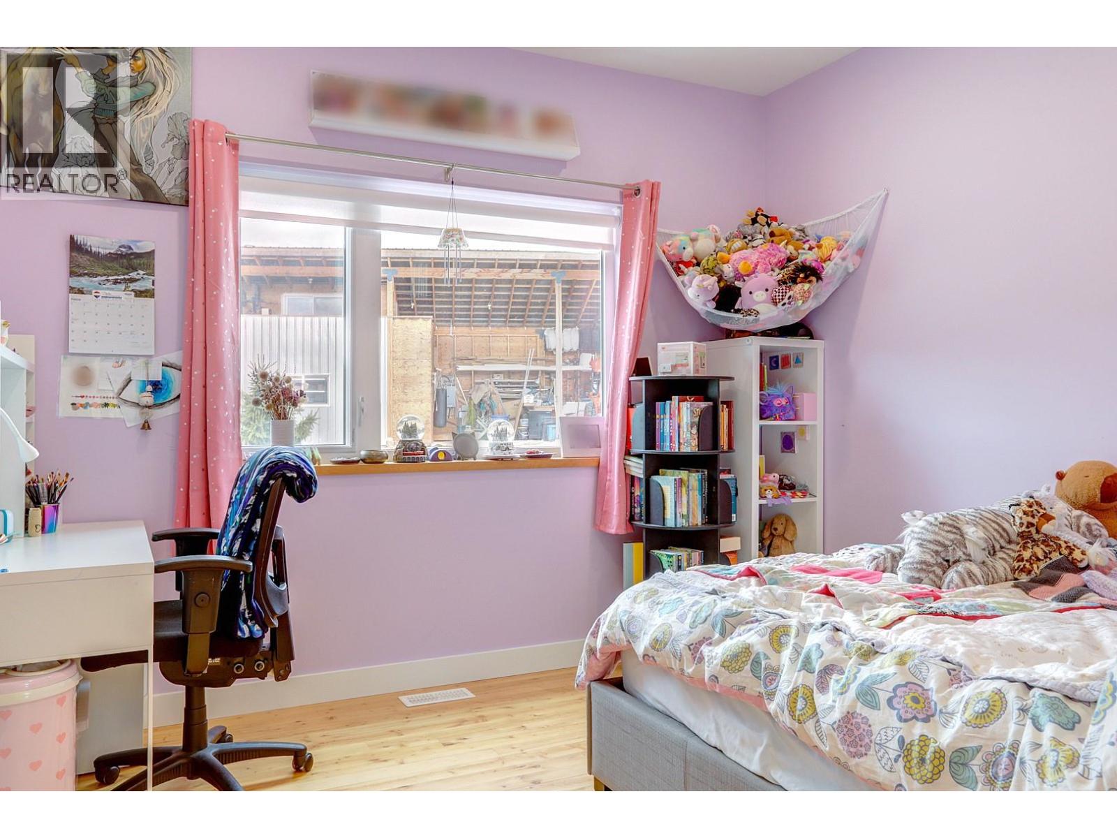 1841 50 Street NW - 47