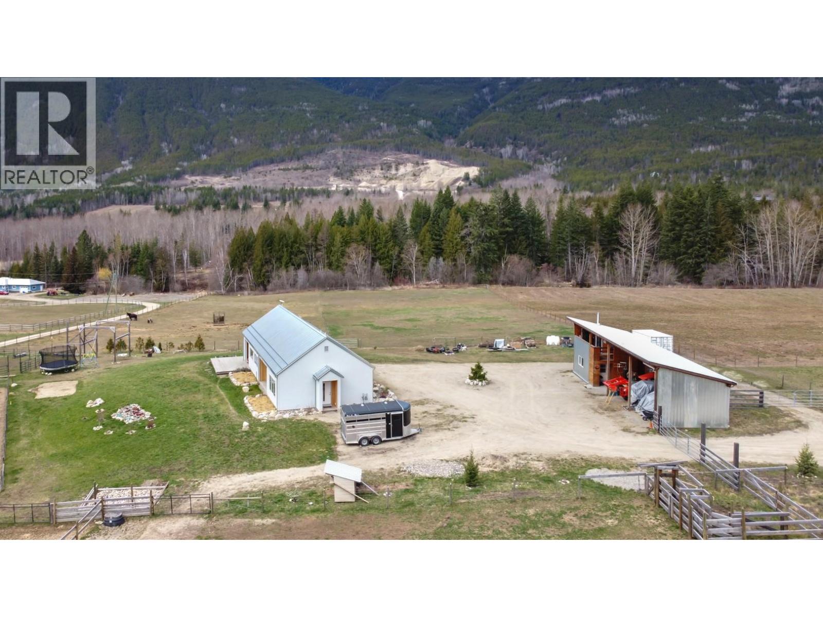 1841 50 STREET NW - 73