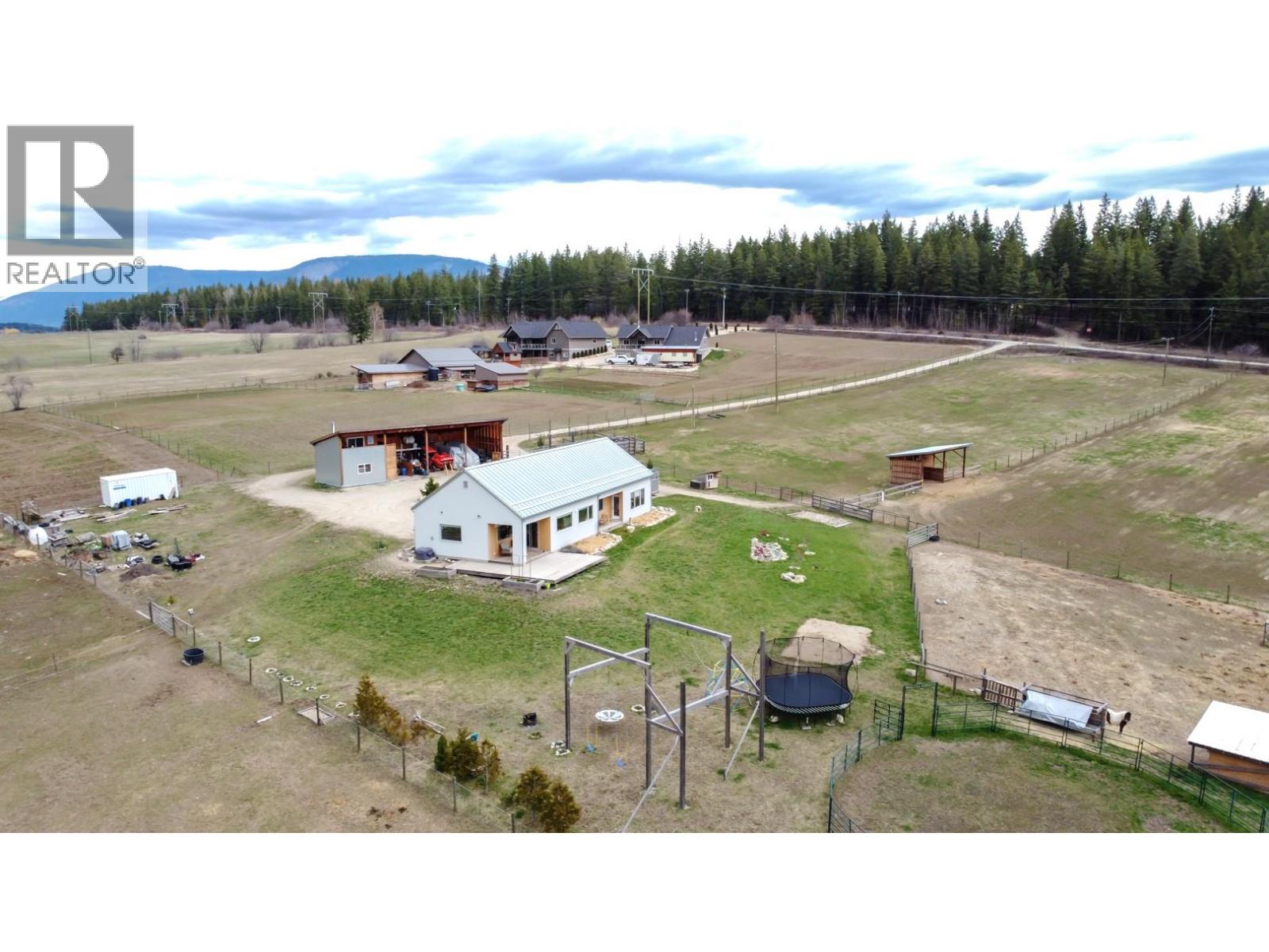 1841 50 STREET NW - 76