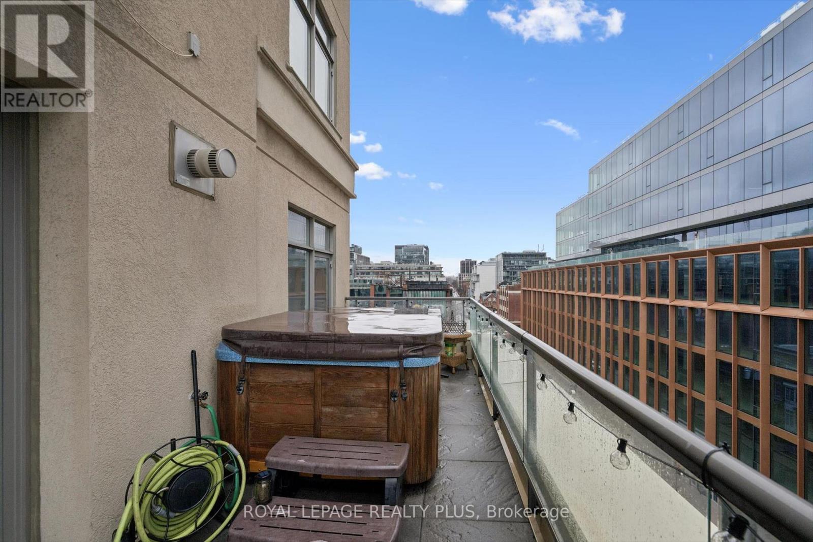 #620 550 FRONT STREET W - 22