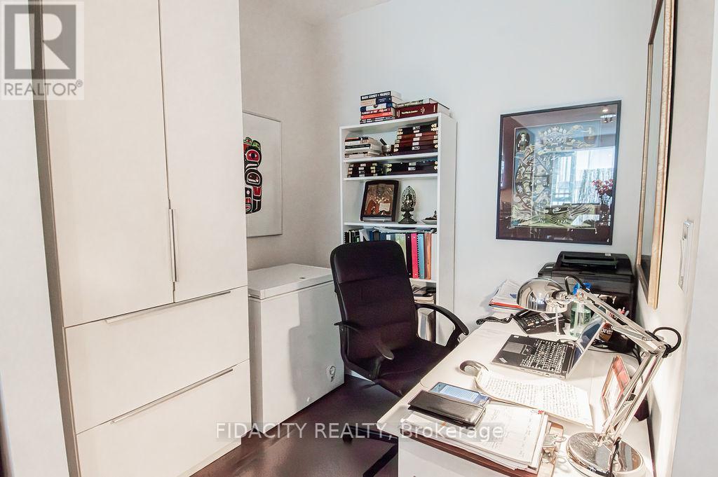 #324 360 PATRICIA AVENUE - 10