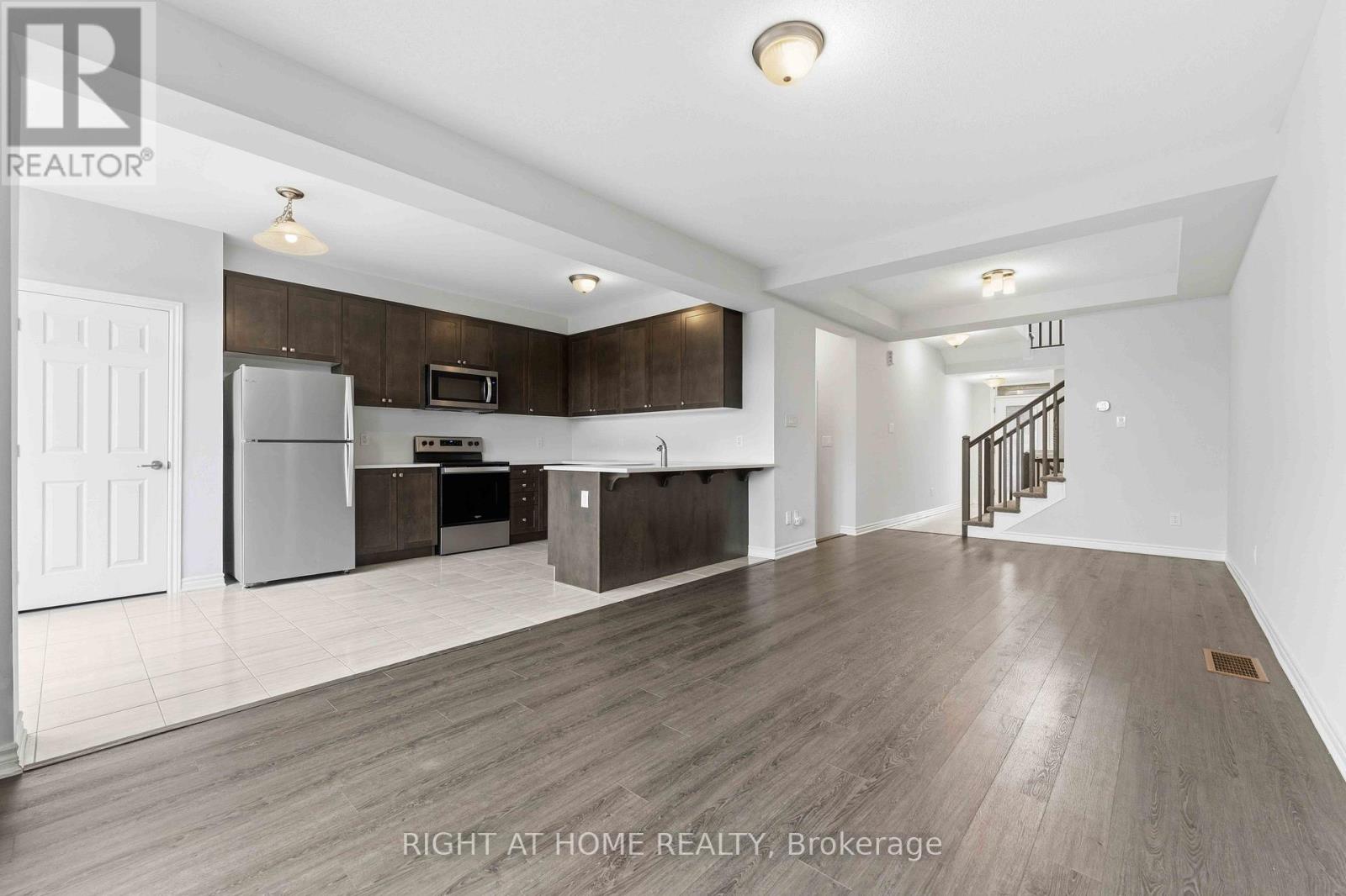 404 EDGEVALLEY COURT - 9
