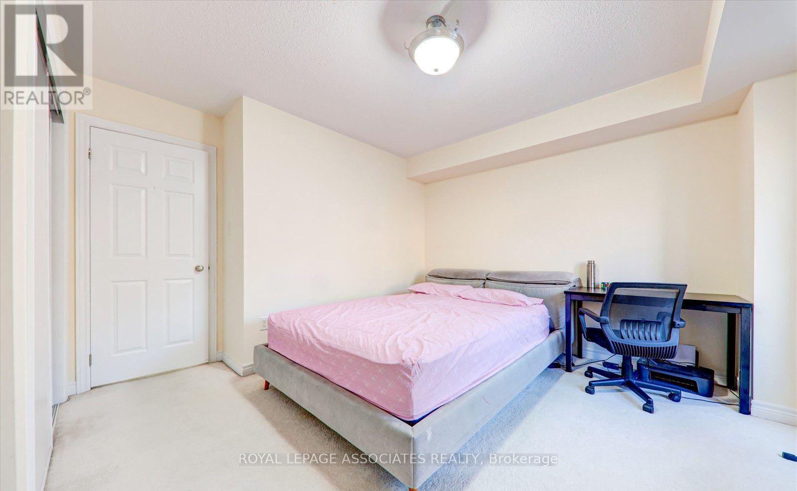 19 KAWNEER TERRACE - 16