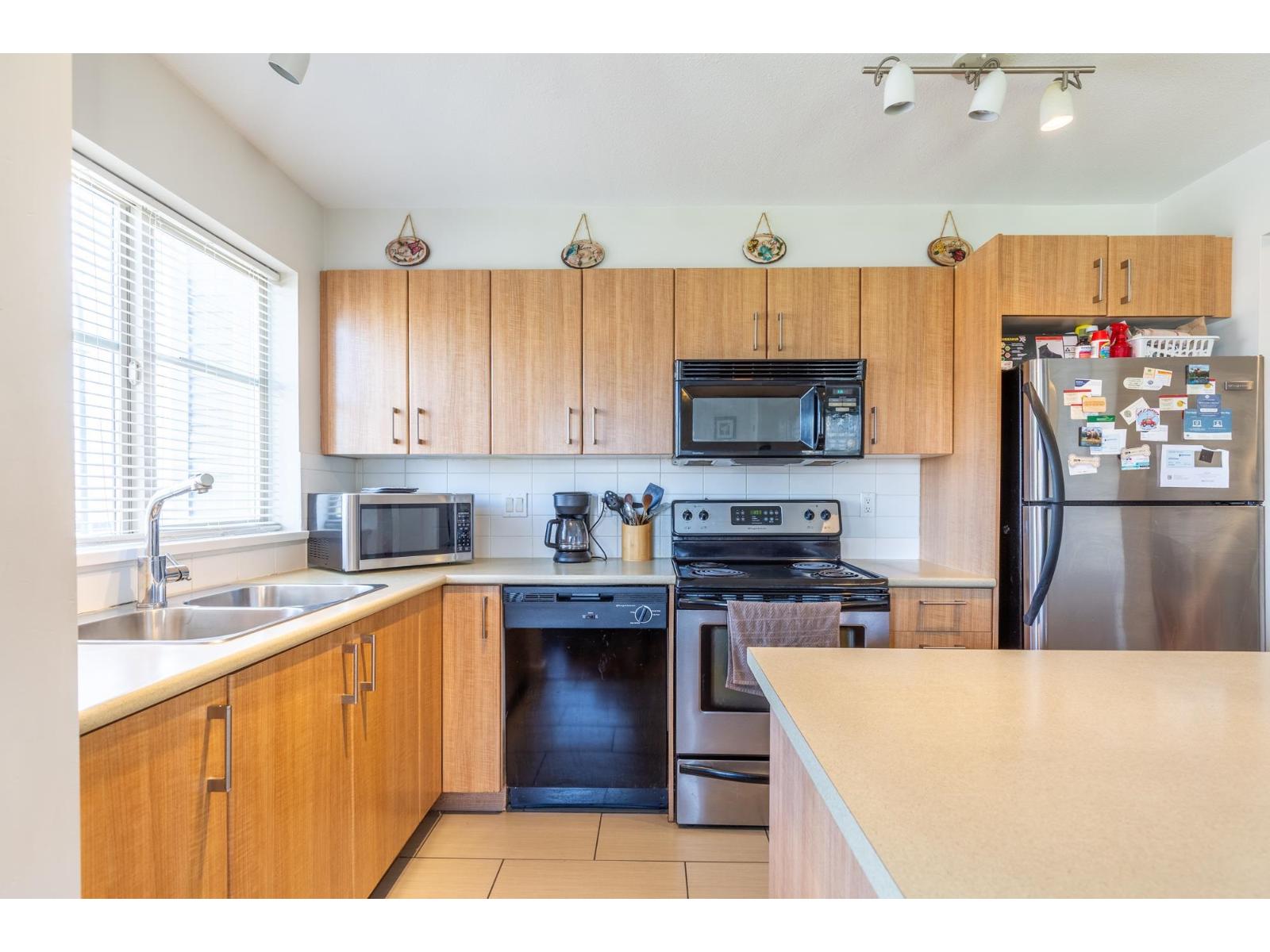 304 45555 YALE ROAD, Chilliwack Proper South, Chilliwack