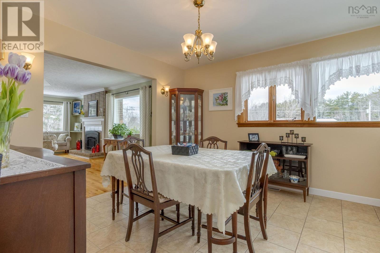 Property 17 of 50 of 5442 Highway 2