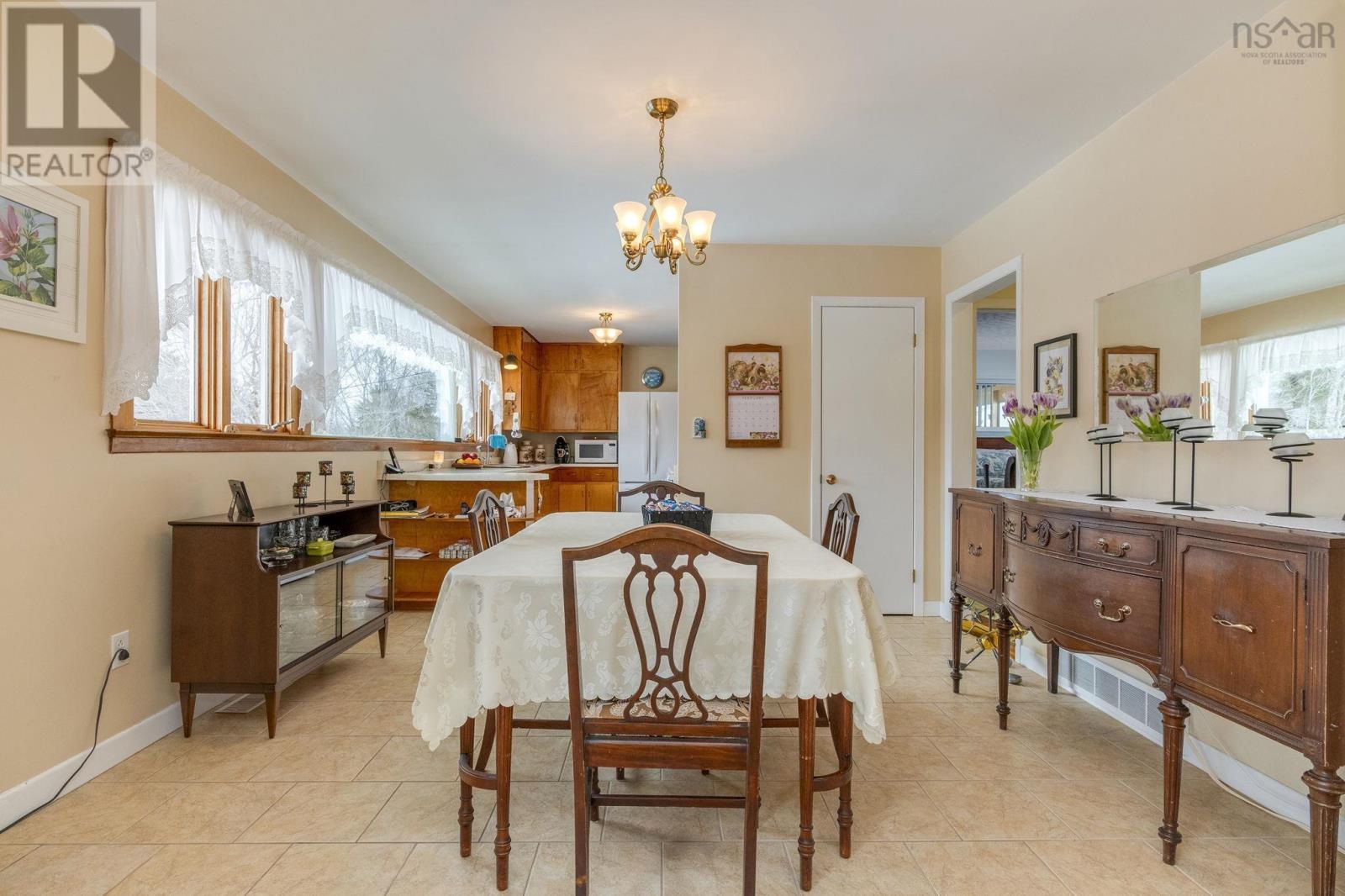 Property 18 of 50 of 5442 Highway 2