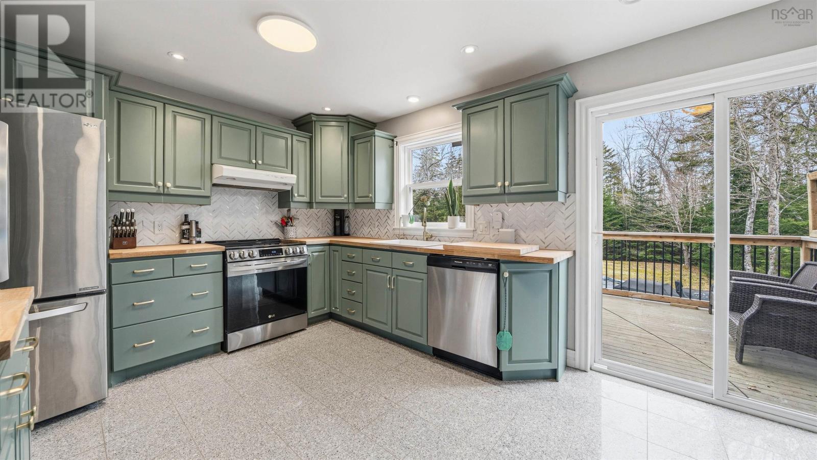 Property 11 of 49 of 6 Rockwell Drive