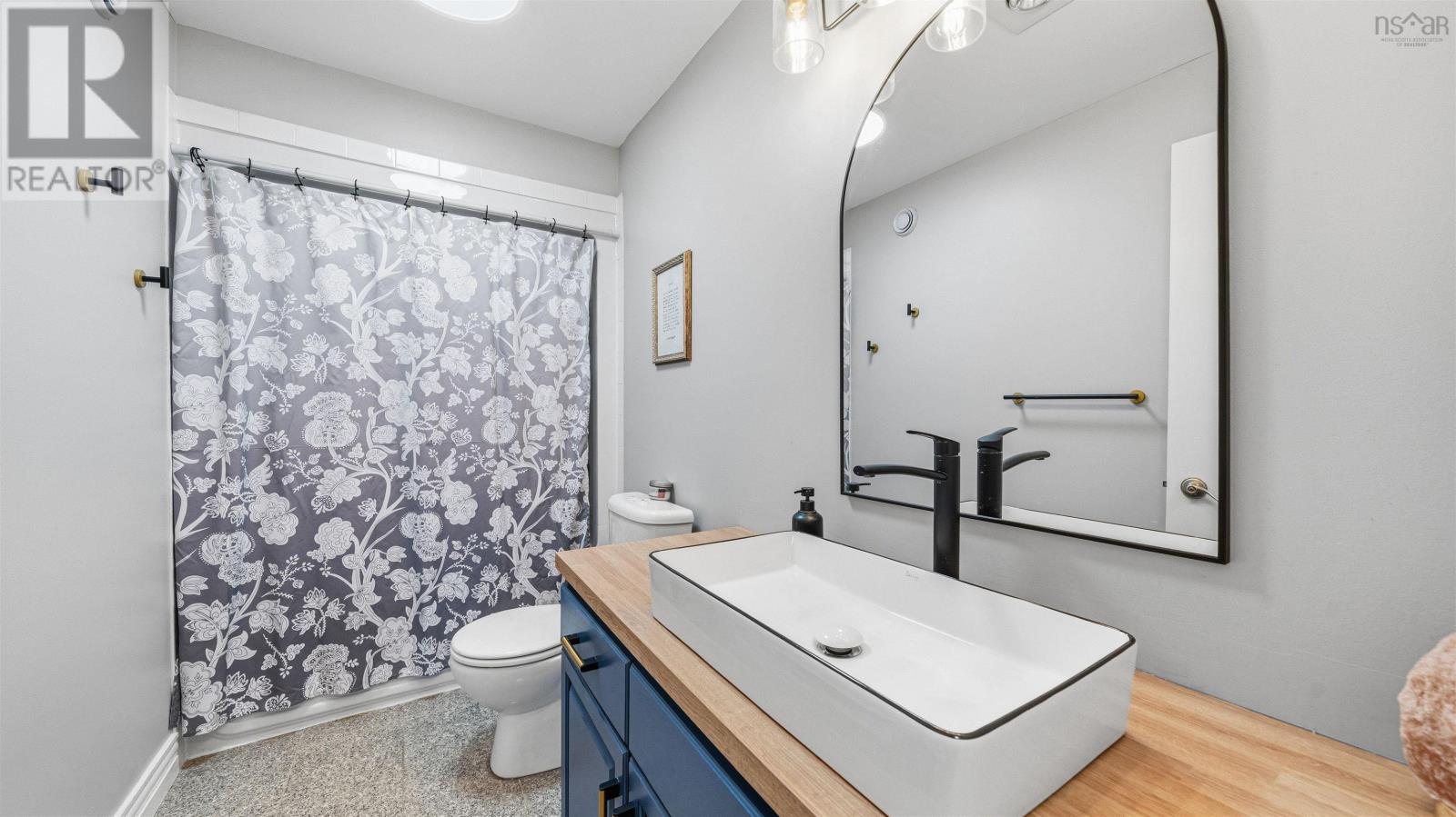 Property 23 of 49 of 6 Rockwell Drive