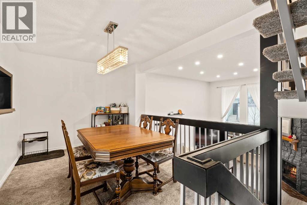 Single Family House 4 Level for Sale in    Street SW Braeside Calgary 