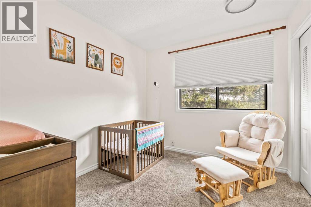 Single Family House 4 Level for Sale in    Street SW Braeside Calgary 