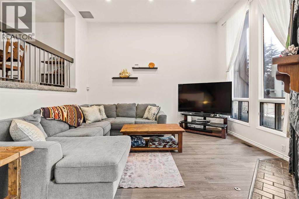 Single Family House 4 Level for Sale in    Street SW Braeside Calgary 