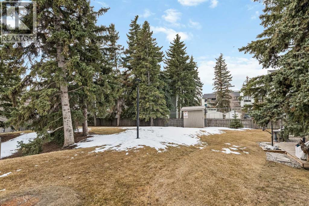 Single Family House 4 Level for Sale in    Street SW Braeside Calgary 