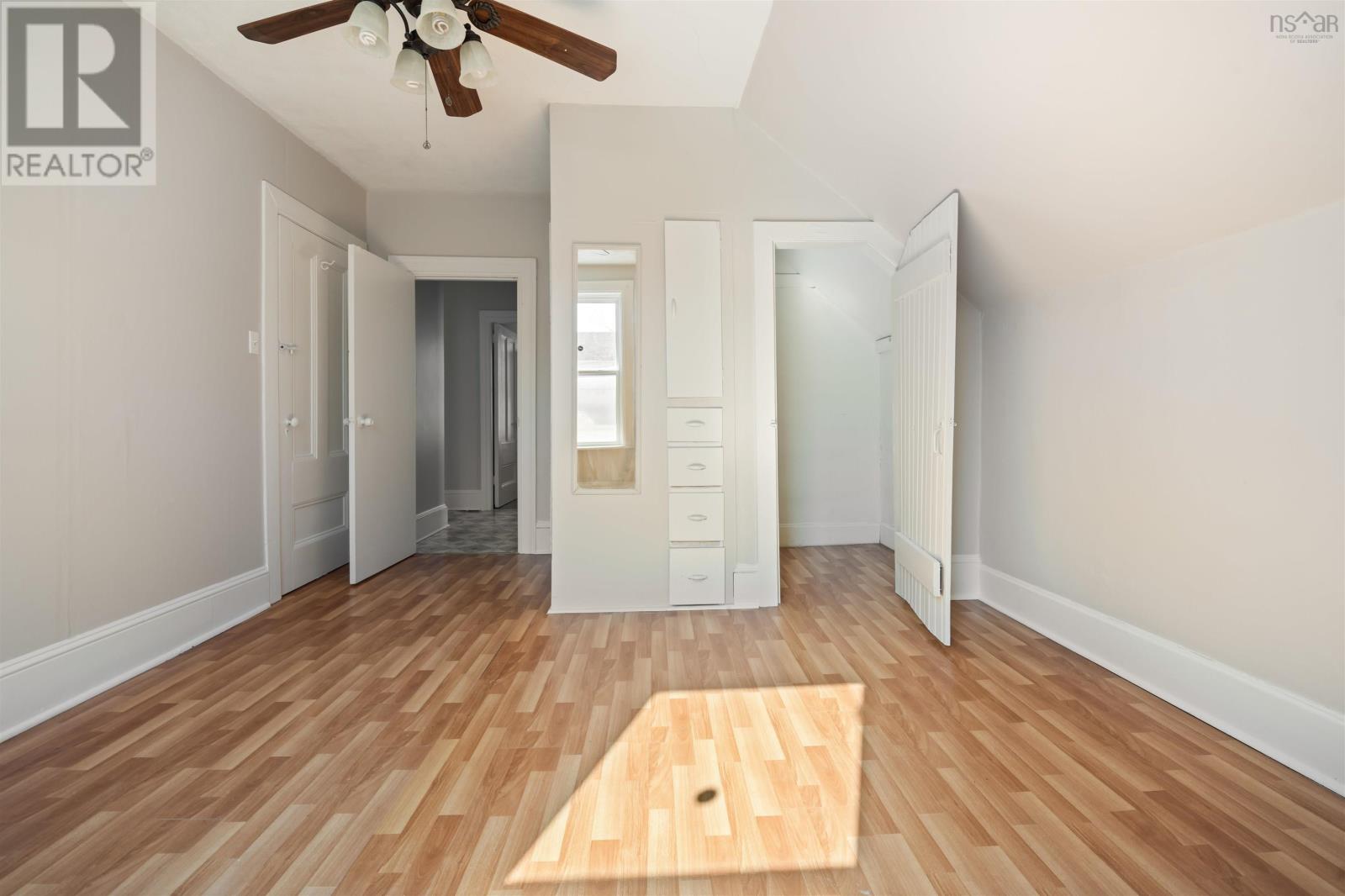 Property 20 of 35 of 213 Temperance Street