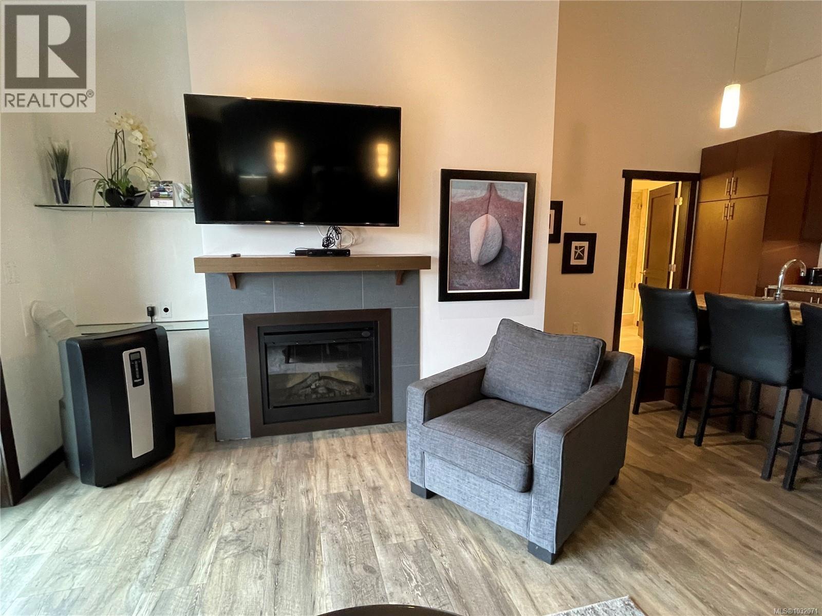 #127 1175 RESORT DR - 12